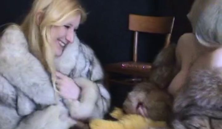 kinky - Amateur Nasty Lesbian Chicks In Fur Coats Having Fun